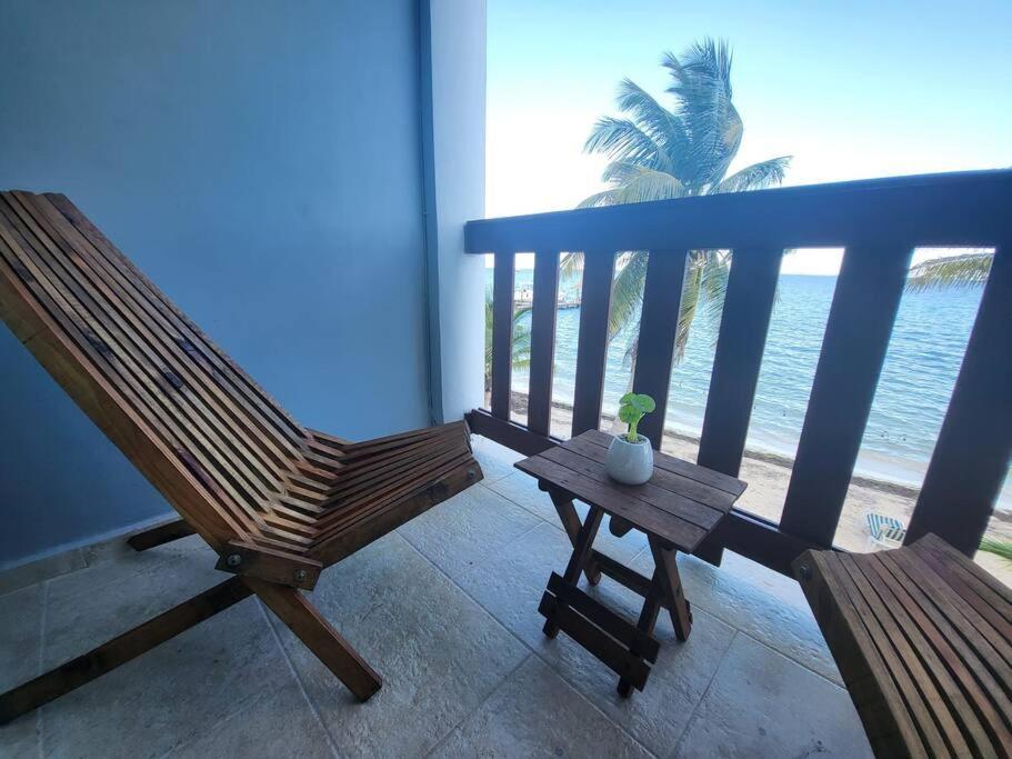 2 Rooms Apartment With Private Beach In Puerto Juarez Cancún Exteriör bild
